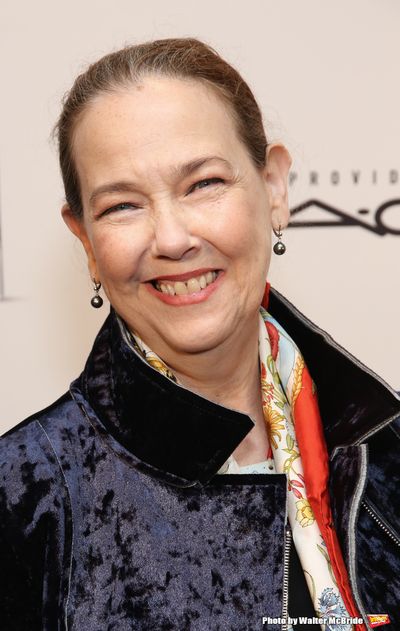 Harriet Harris Photo