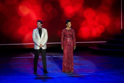 Matthew Morrison, Heather Headley Photo