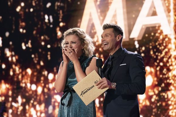 Maddie Poppe, Ryan Seacrest Photo