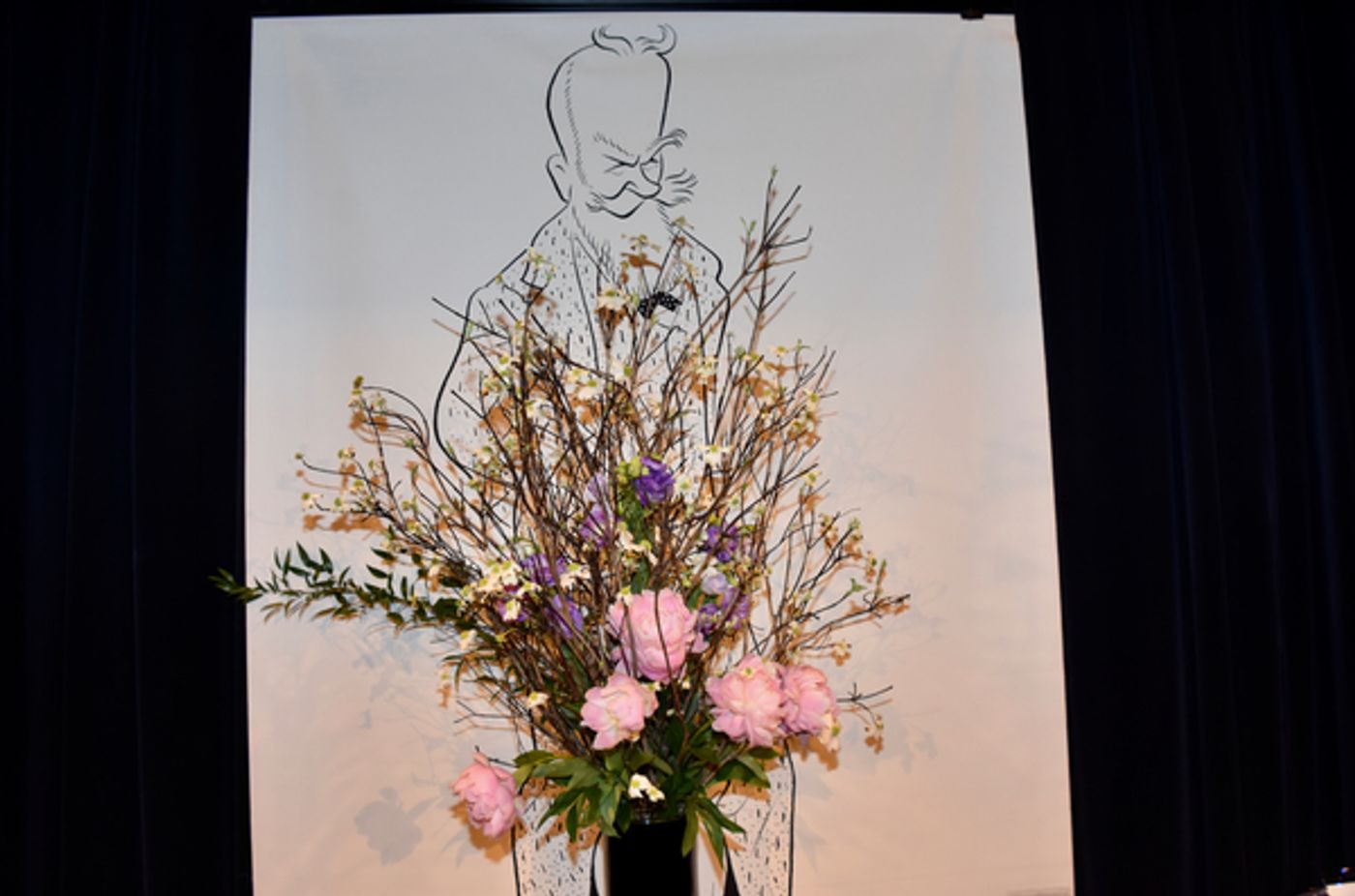 Photo Coverage: Backstage with the Cast of THE DOCTOR'S DILEMMA; Lenny Wolpe, Lisa O'Hare, and More  Image