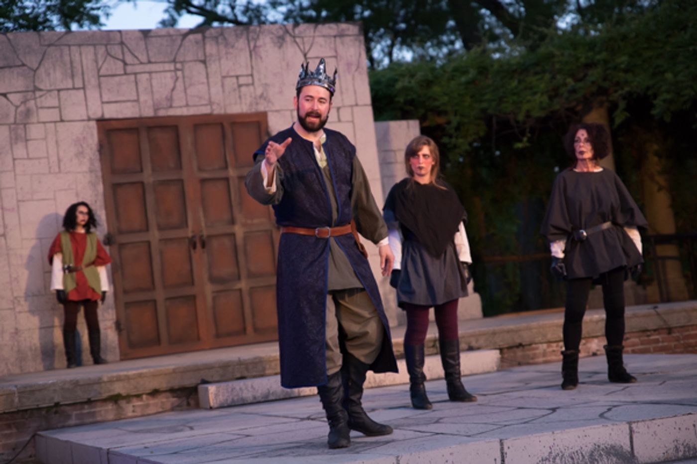 Photo Coverage: First Look at Actor's Theatre of Columbus' MACBETH  Image