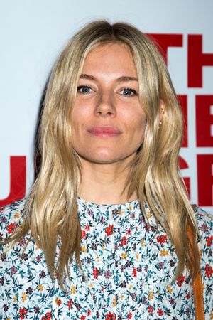 Sienna Miller Photo