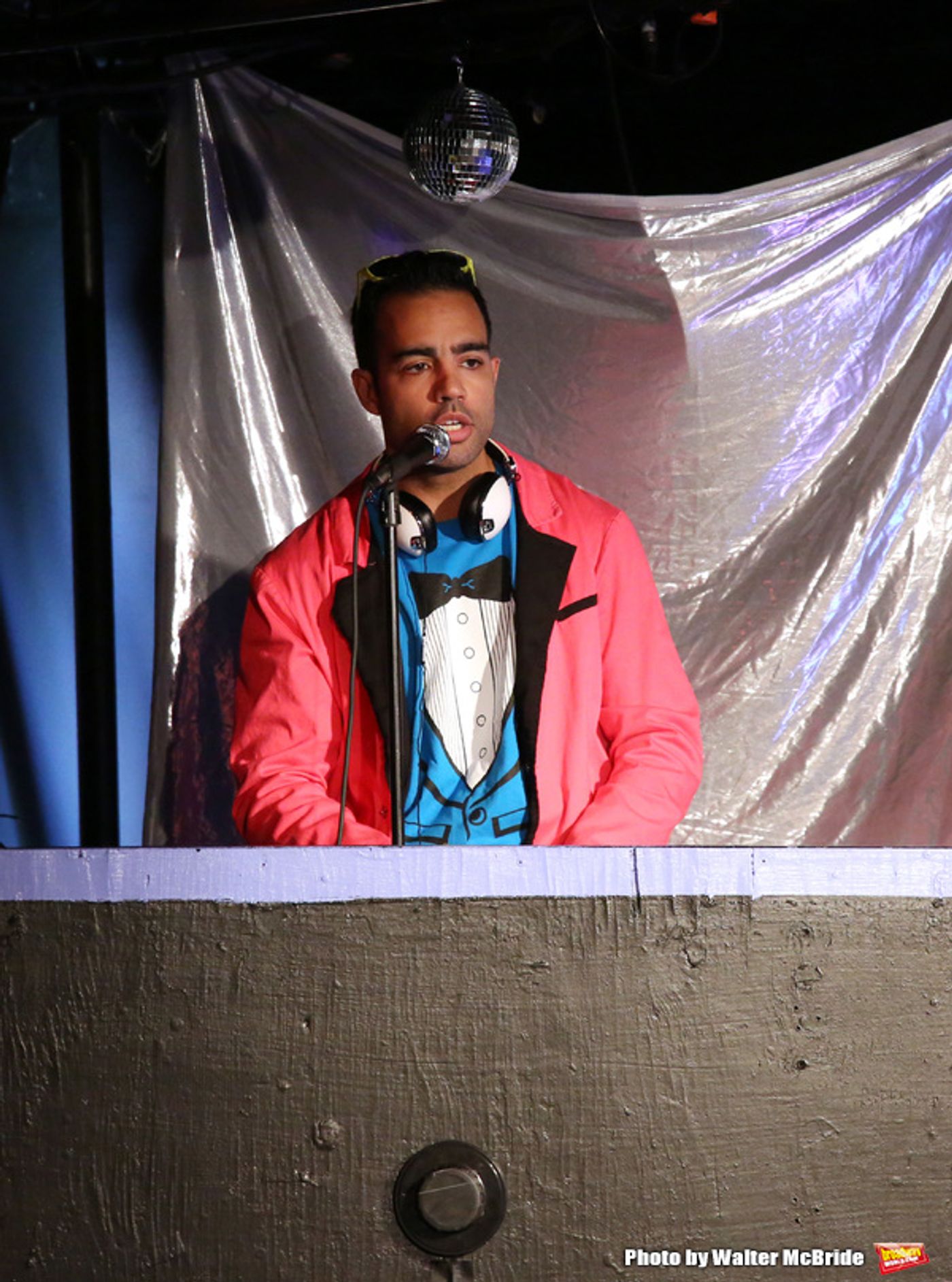 Photo Coverage: The Dare Tactic Presents A ROLLER RINK TEMPTATION Photo Coverage: The Dare Tactic Presents A ROLLER RINK TEMPTATION Image