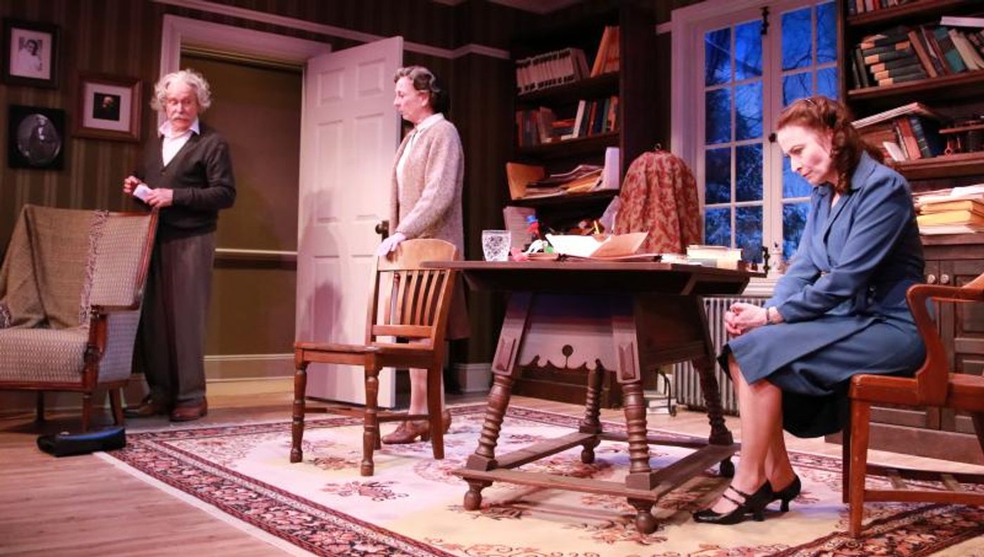 Review: RELATIVITY by Mark St. Germain at Penguin Repertory Theatre  Image