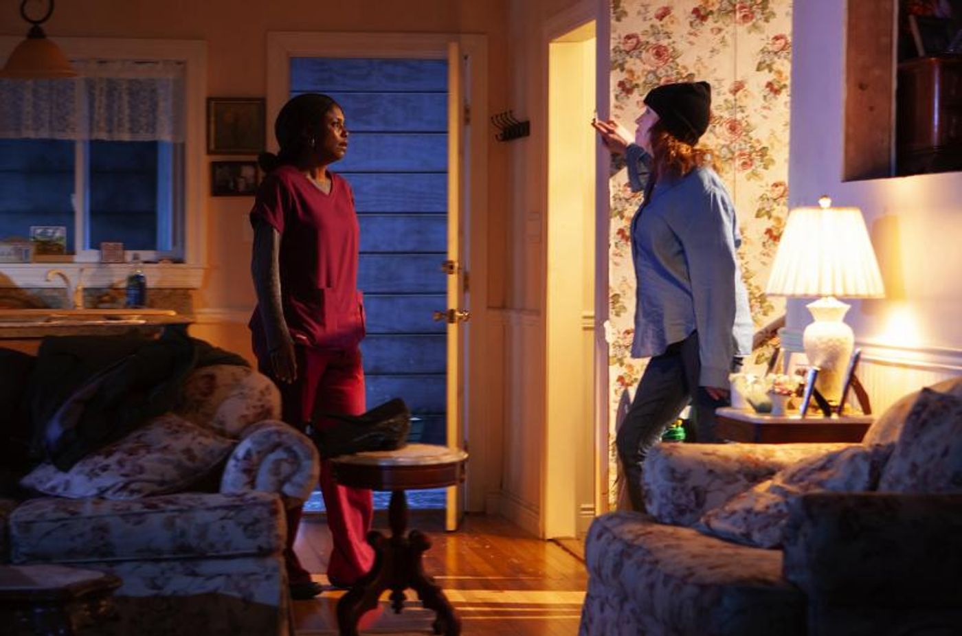 Review:  Lois Smith Brings Tenderness to Darkly Comic Dysfunctional Family Drama PEACE FOR MARY FRANCES  Image