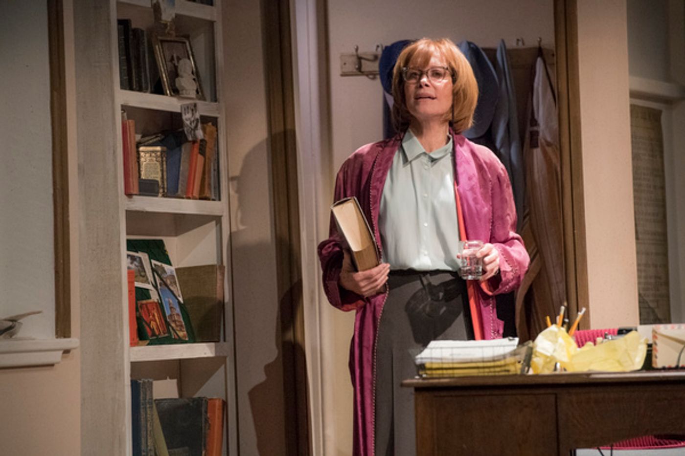 Photo Flash: First Look at 84 CHARRING CROSS ROAD  Image