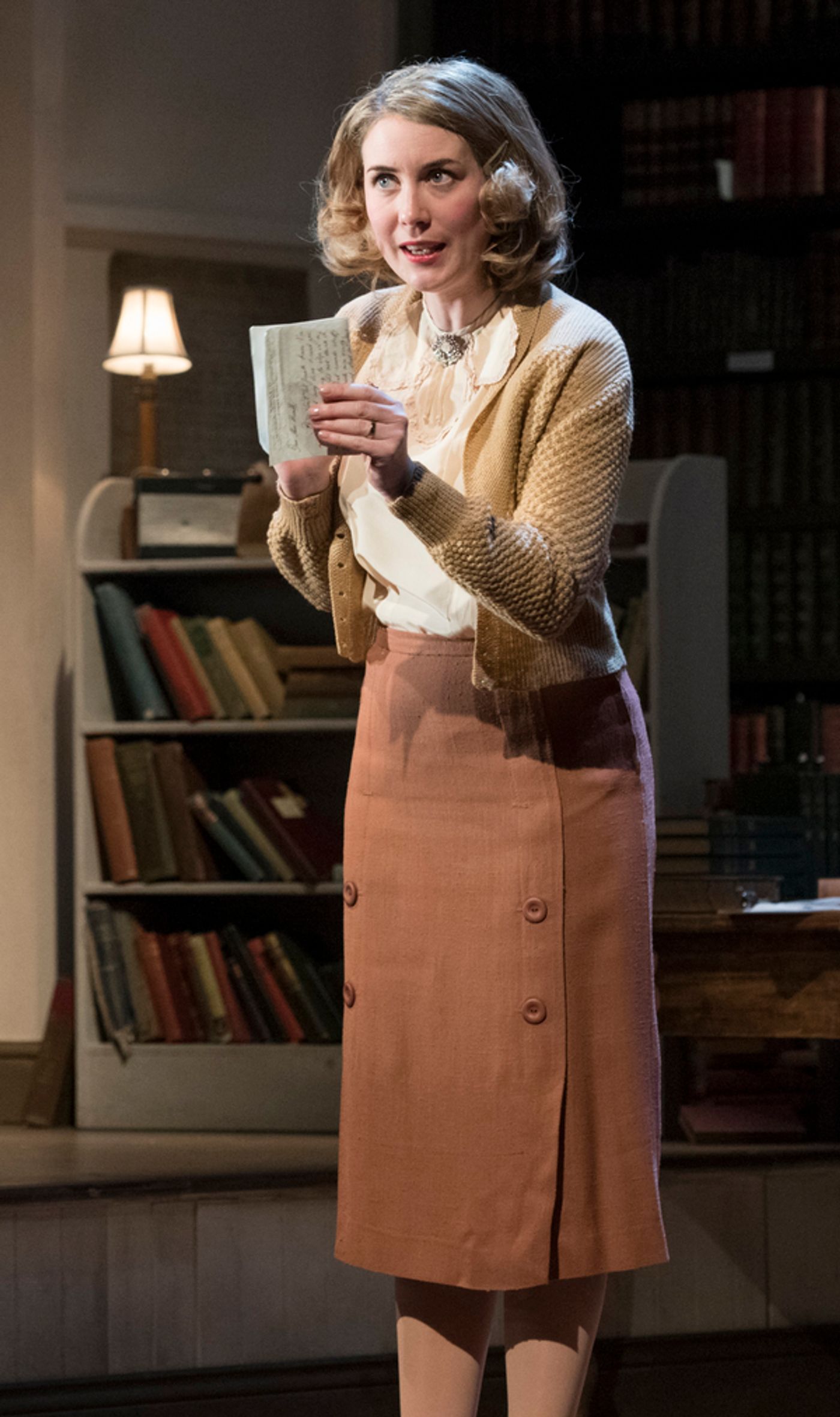 Photo Flash: First Look at 84 CHARRING CROSS ROAD  Image