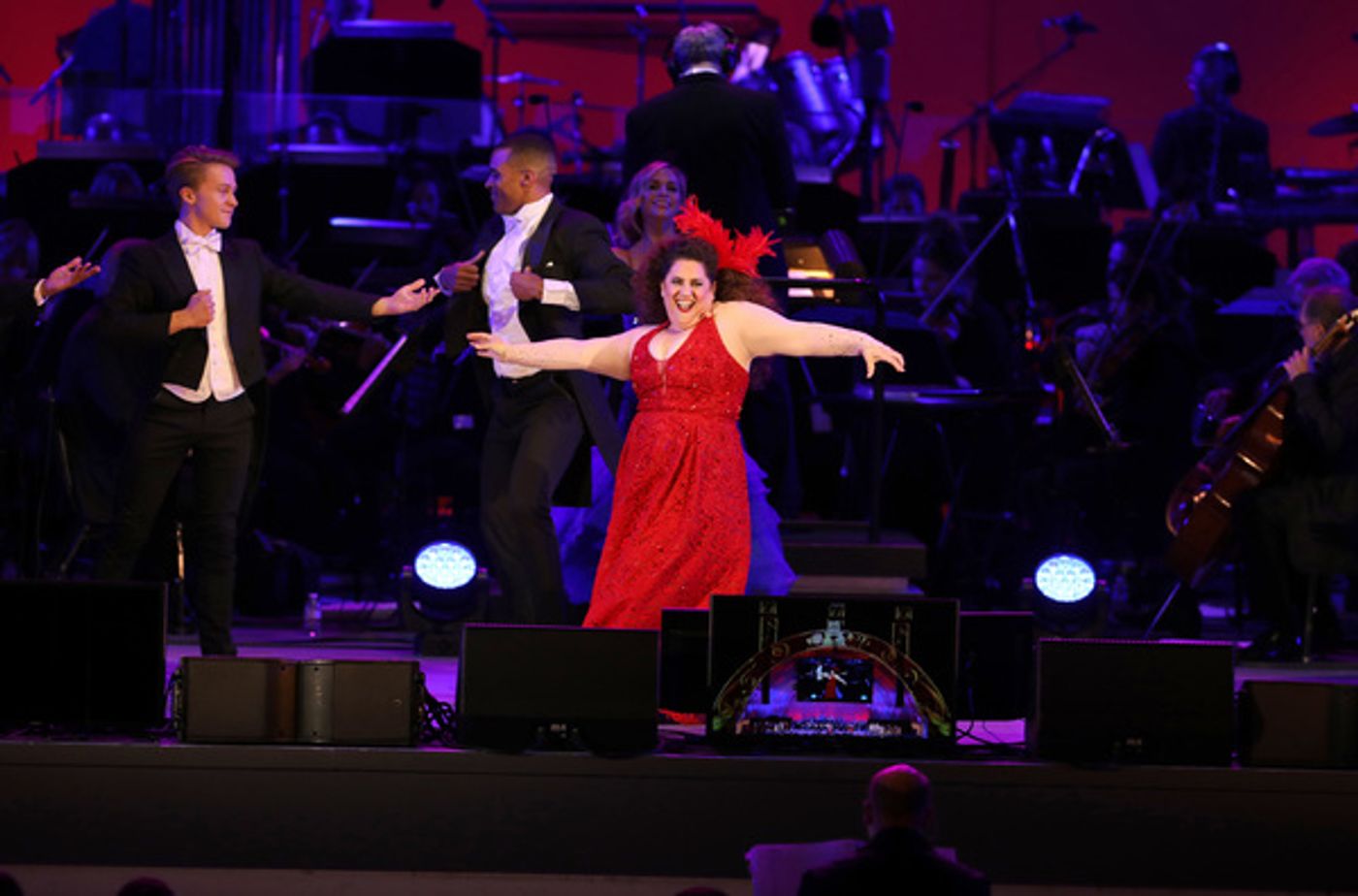 Photo Flash: Zooey Deschanel, Kelsey Grammer, Jane Krakowski, Taye Diggs, Rebel Wilson, Anthony Evans And More Sing BEAUTY AND THE BEAST at The Hollywood Bowl!  Image
