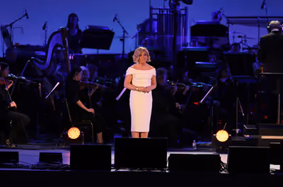 Jane Krakowski sings 'Beauty and the Beast' Photo