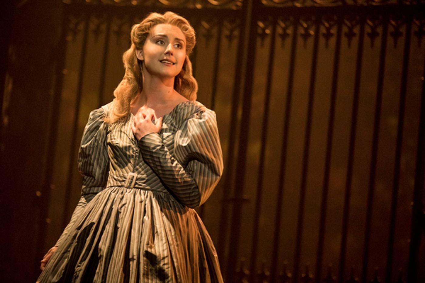 Photo Flash: LES MISERABLES Comes to Keller Auditorium  Image