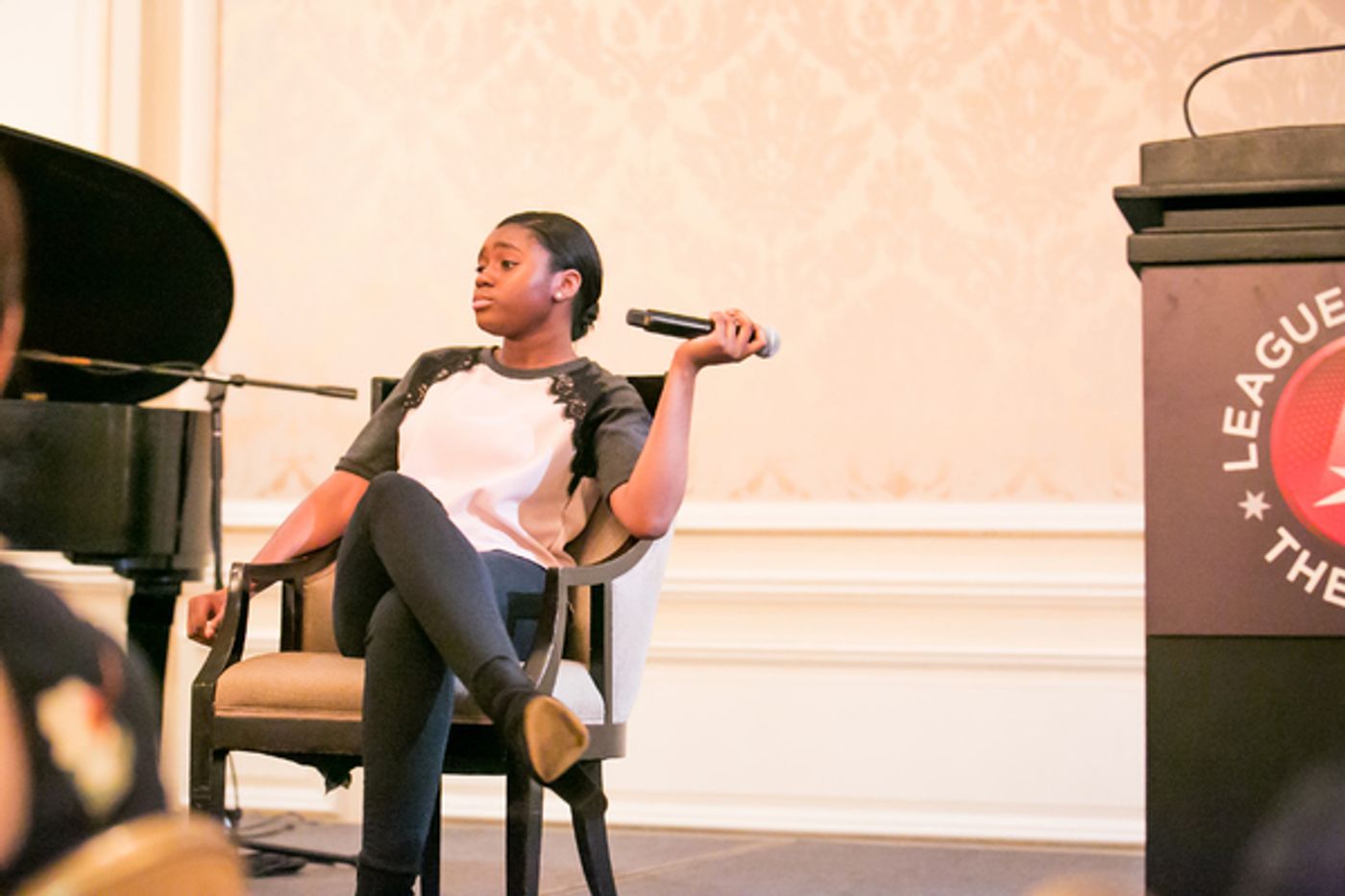 Photo Flash: Chicago Theatre Community Turn Out for League of Chicago Theatres Annual Gala  Image