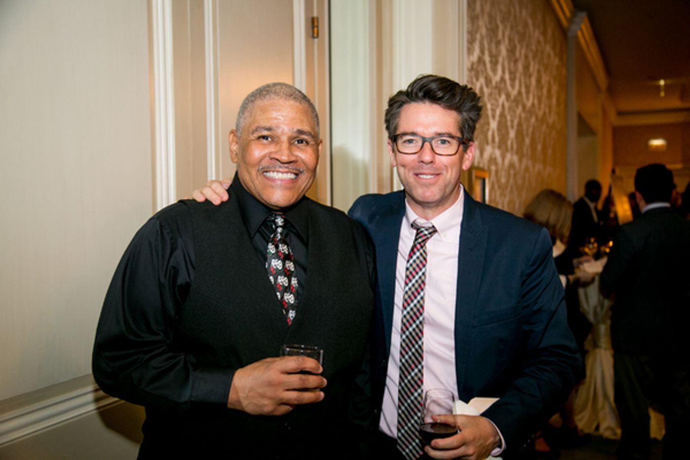 Photo Flash: Chicago Theatre Community Turn Out for League of Chicago Theatres Annual Gala  Image