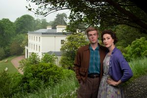 Sam Frenchum (Bruce Lovell) and Helen Bradbury (Cecily Harrington) Photo