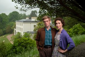 Sam Frenchum (Bruce Lovell) and Helen Bradbury (Cecily Harrington) Photo