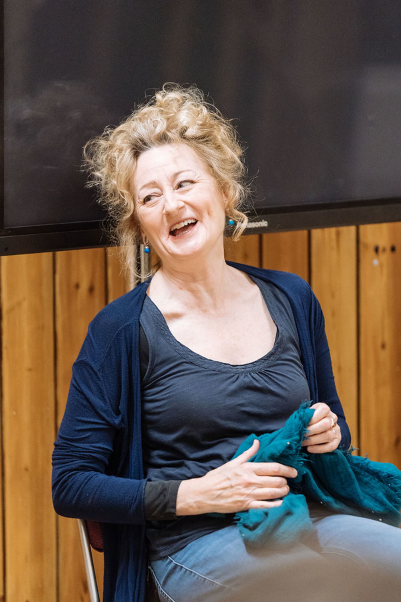 Photo Flash: In Rehearsal with Katherine Parkinson and the Cast of HOME, I'M DARLING  Image