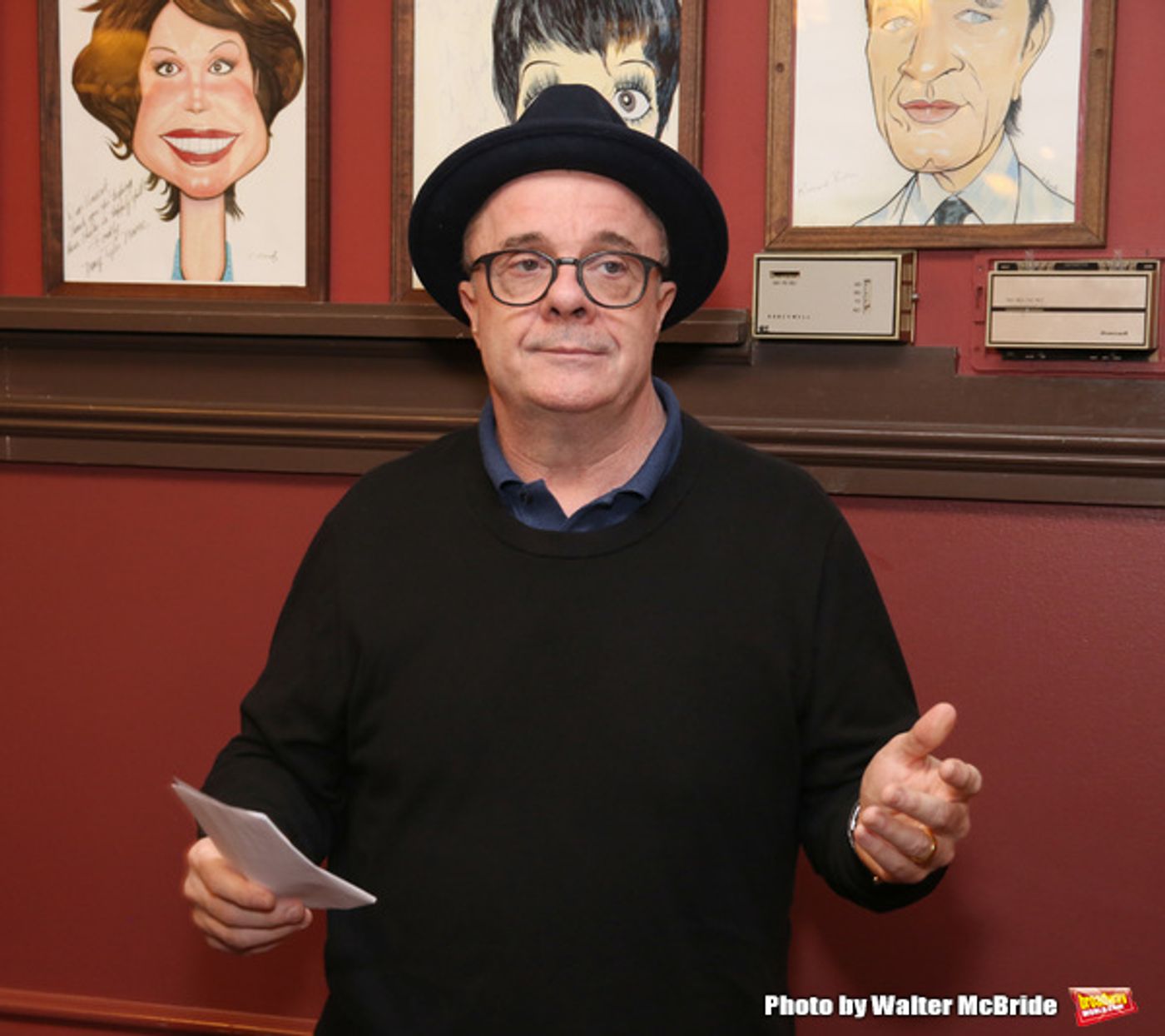 Photo Coverage: ANGELS IN AMERICA Star Andrew Garfield Celebrates His Sardi's Portrait!  Image