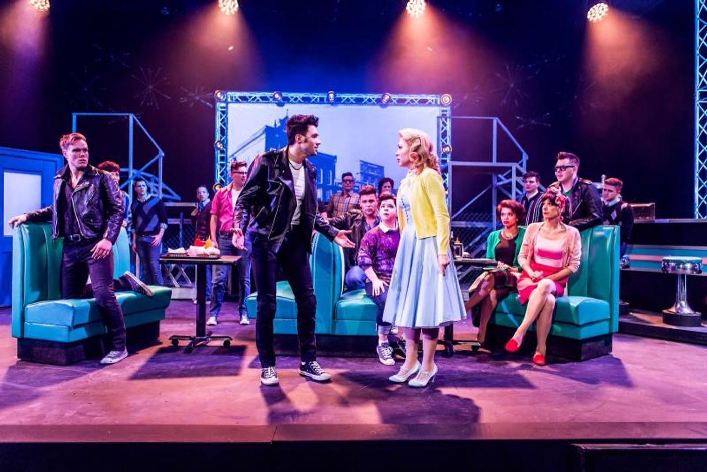 Review: Young, DeGarmo and Doolittle Star in Studio Tenn's Stylish Revival of GREASE  Image