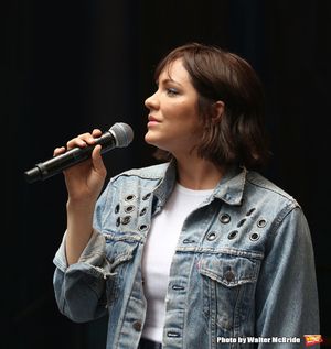 Katharine McPhee  Photo