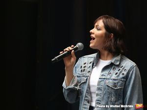 Katharine McPhee  Photo