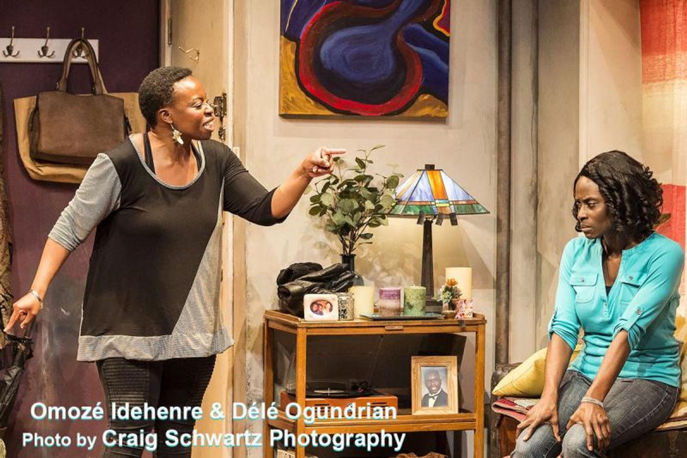 Review: HER PORTMANTEAU - Inexplicably Serious Baggage to Carry  Image