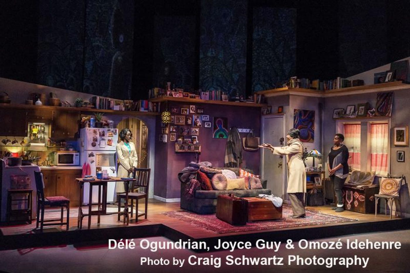 Review: HER PORTMANTEAU - Inexplicably Serious Baggage to Carry  Image