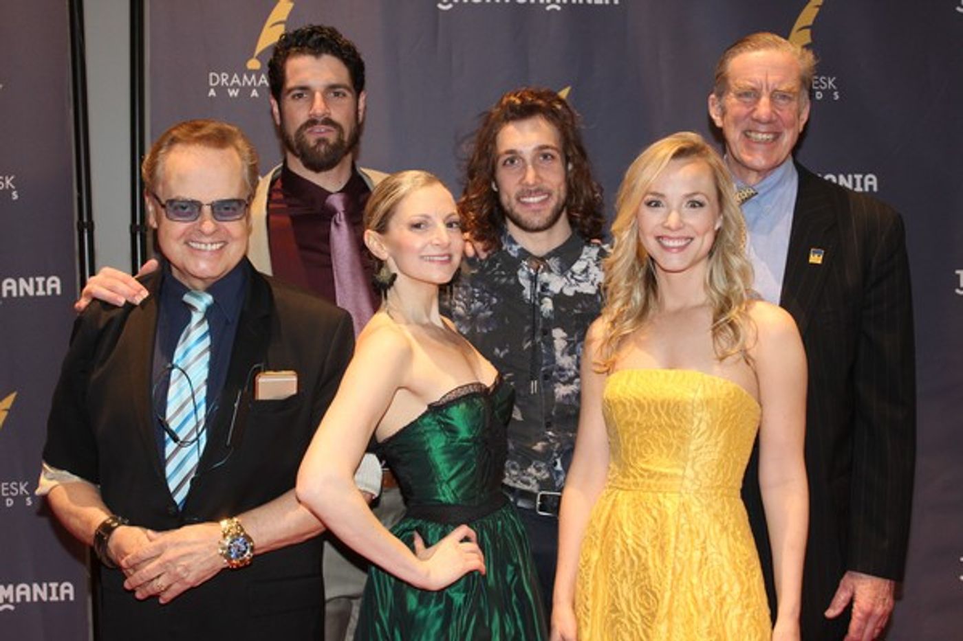Photo Coverage: On the Red Carpet at the Drama Desk Awards!  Image