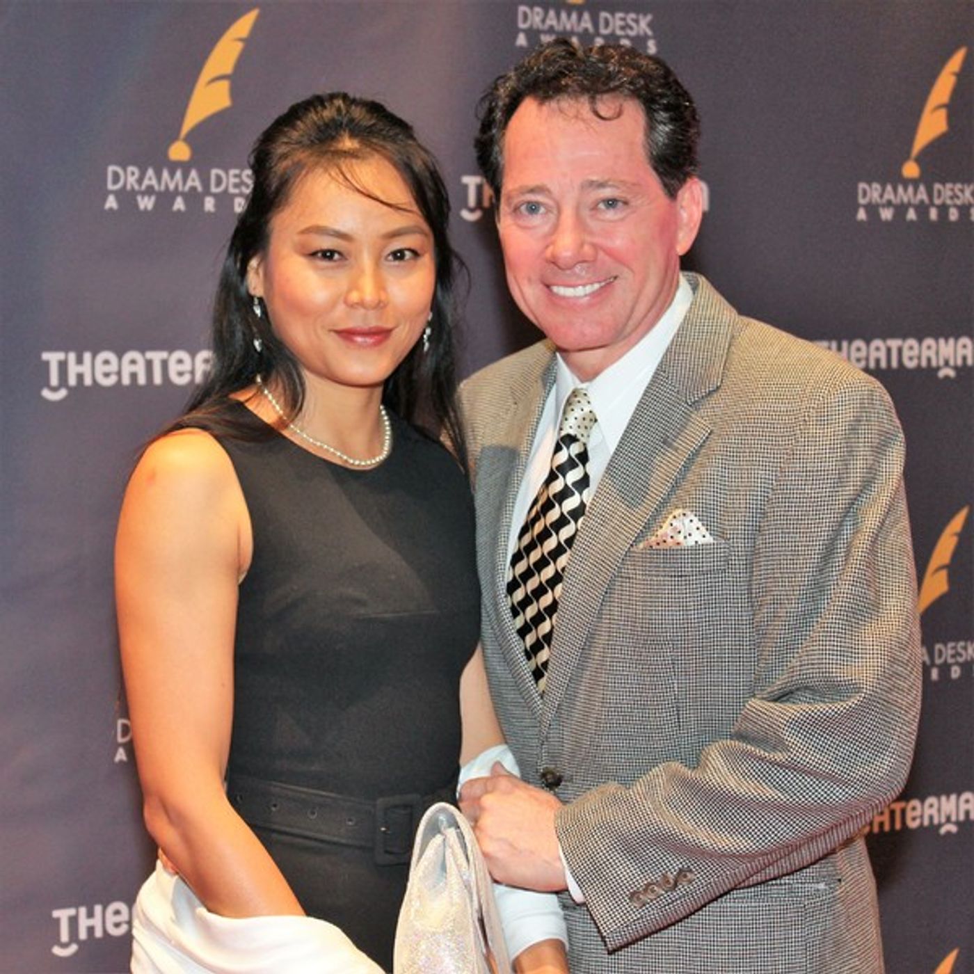 Photo Coverage: On the Red Carpet at the Drama Desk Awards!  Image