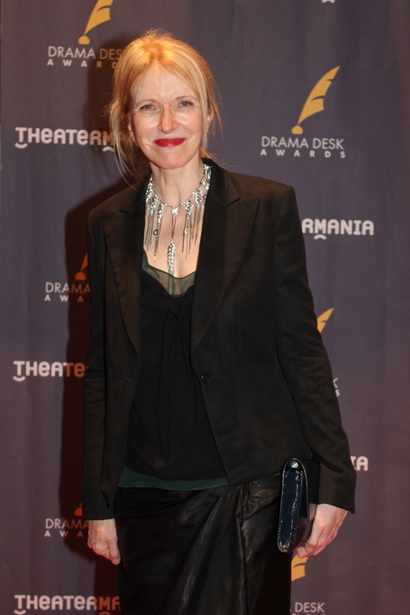 Photo Coverage: On the Red Carpet at the Drama Desk Awards!  Image