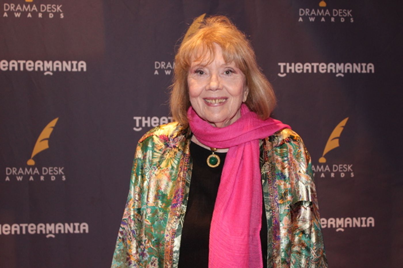 Photo Coverage: On the Red Carpet at the Drama Desk Awards!  Image