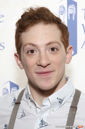 Ethan Slater Photo