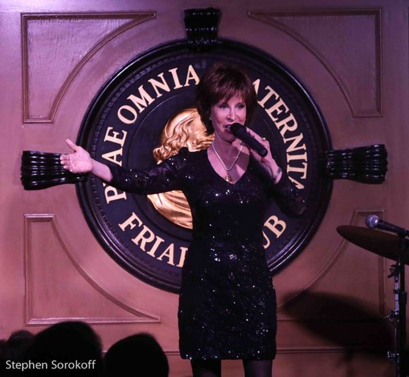 Photo Coverage: 'And Now Direct From the Bar...' The Friars Toast Deana Martin  Image