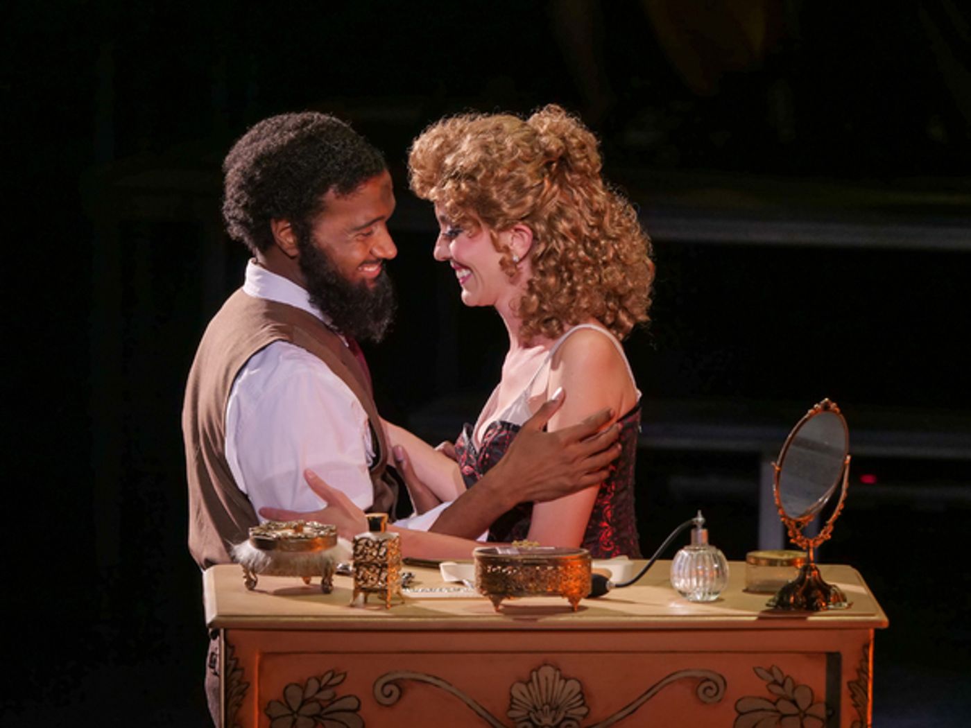 Photo Flash: First Look at SUNDAY IN THE PARK WITH GEORGE at ZACH Theatre  Image