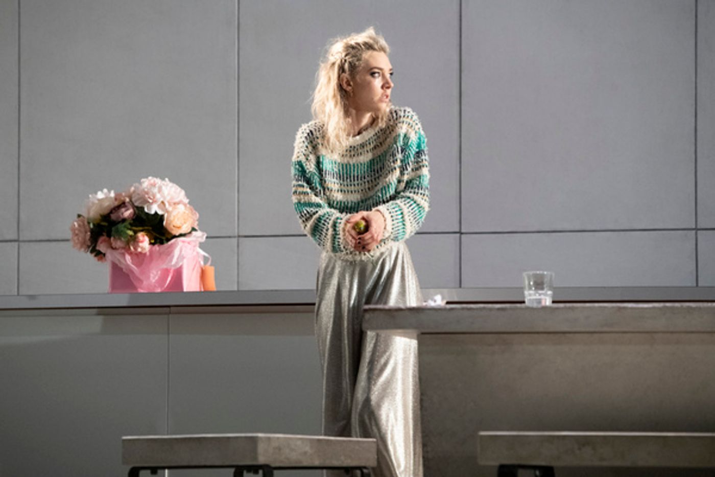 Photo Flash: First Look at JULIE at the National Theatre  Image