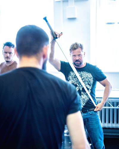 James Macnaughton (Caithness), Richard Standing (Macbeth), Gareth Aled (Lennox) Photo