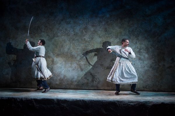 Arian Moayed (Babur) and Omar Metwally (Humayun) Photo