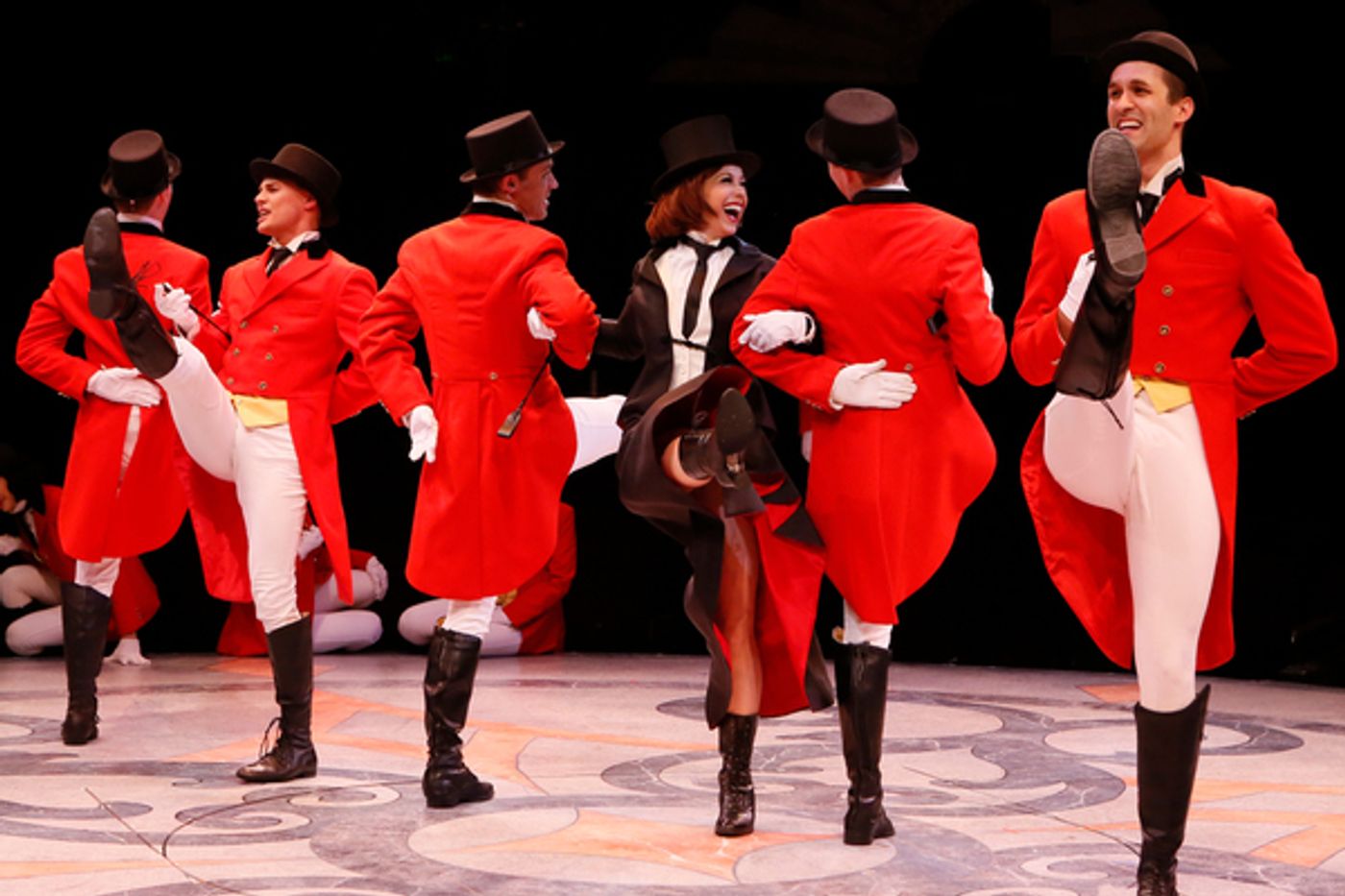 Photo Flash: Paige Davis Stars in MAME at North Shore Music Theatre Photo Flash: Paige Davis Stars in MAME at North Shore Music Theatre Image