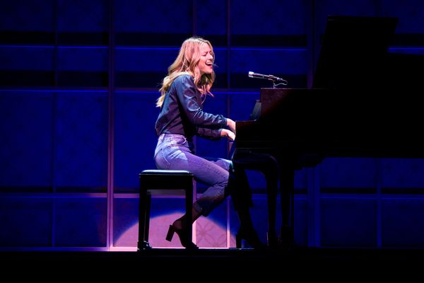 Photo Coverage: Melissa Benoist Gets Ready for Her Broadway Debut in BEAUTIFUL! — photo 6 of 12