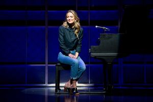 Melissa Benoist @ BroadwayWorld Melissa Benoist Photo