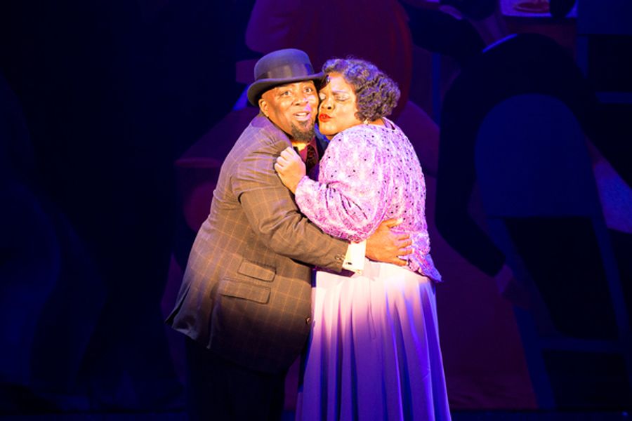 Photo Flash: Theatre By The Sea Presents AIN'T MISBEHAVIN' Image