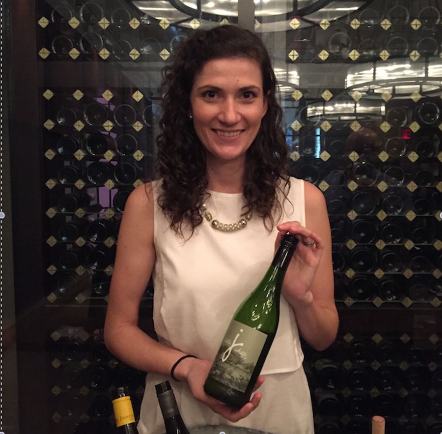 WINE TASTING EVENTS Highlight Outstanding Regions Far and Wide Image
