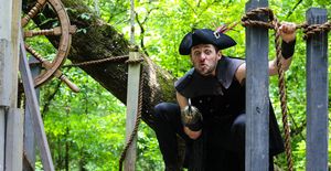 Jeremy Gee @ BroadwayWorld Jeremy Gee Photo