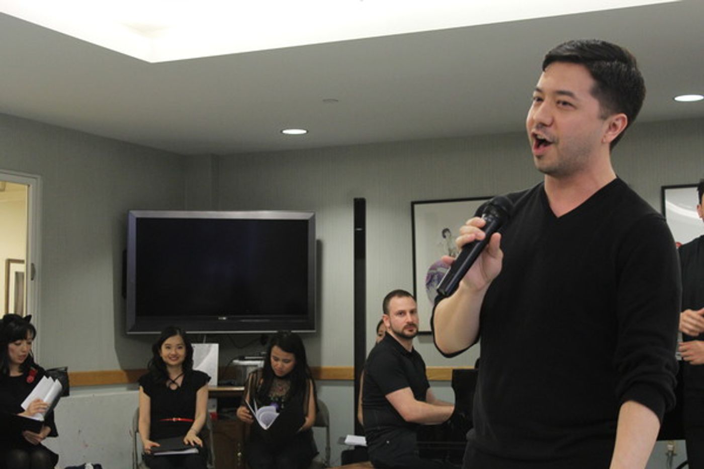 Photo Coverage: Tony Recipient Baayork Lee Takes Her NAAP Chorus to the Actors Fund Home  Image