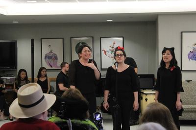 Shino Frances, Chrissy Pardo, Mio Nakamashi Photo