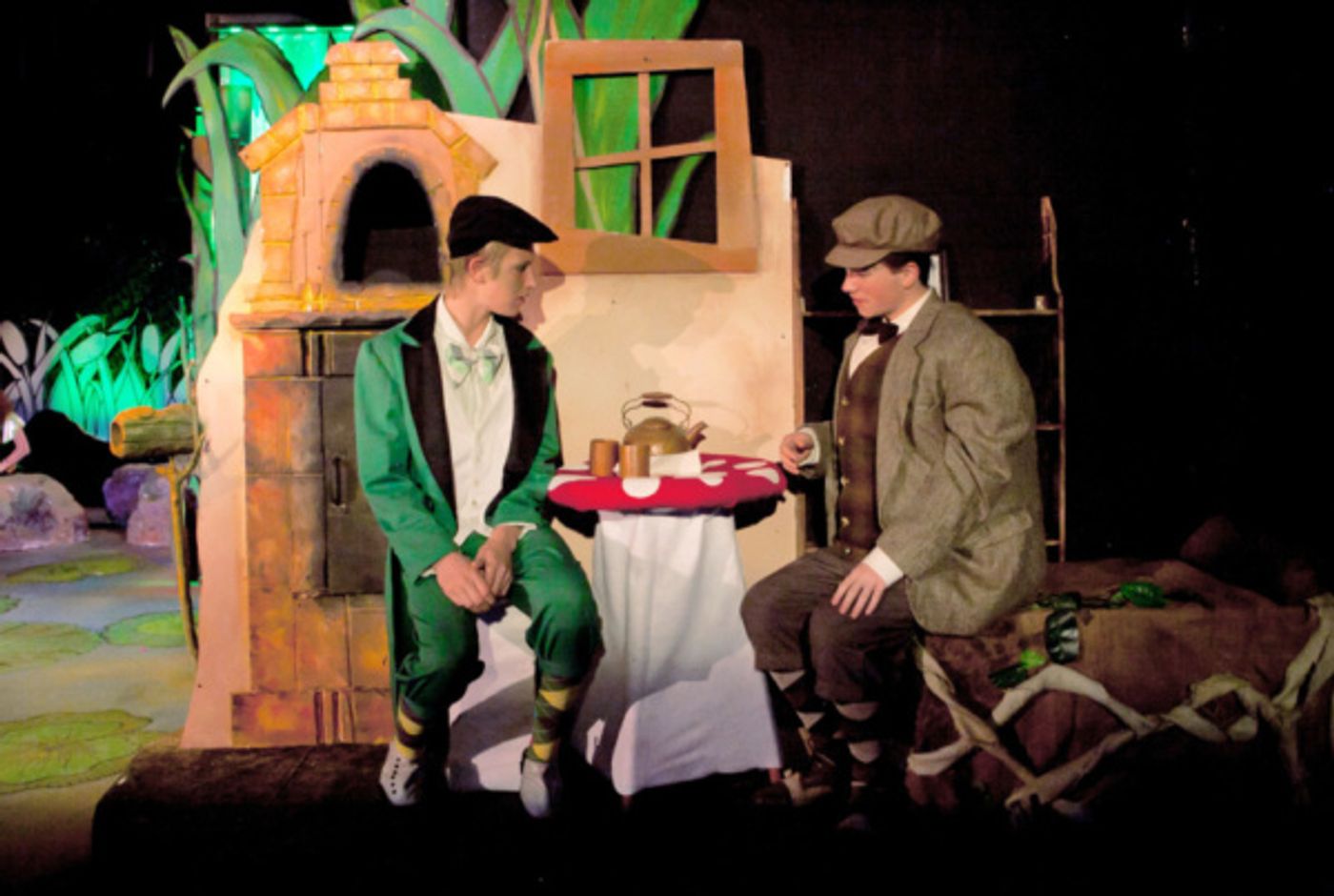Photo Flash: A YEAR WITH FROG AND TOAD KIDS Opens This Weekend Photo Flash: A YEAR WITH FROG AND TOAD KIDS Opens This Weekend Image