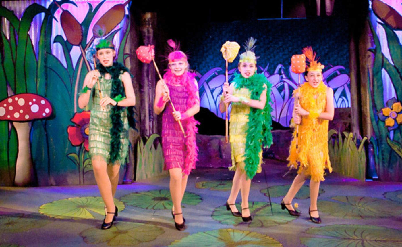 Photo Flash: A YEAR WITH FROG AND TOAD KIDS Opens This Weekend Photo Flash: A YEAR WITH FROG AND TOAD KIDS Opens This Weekend Image