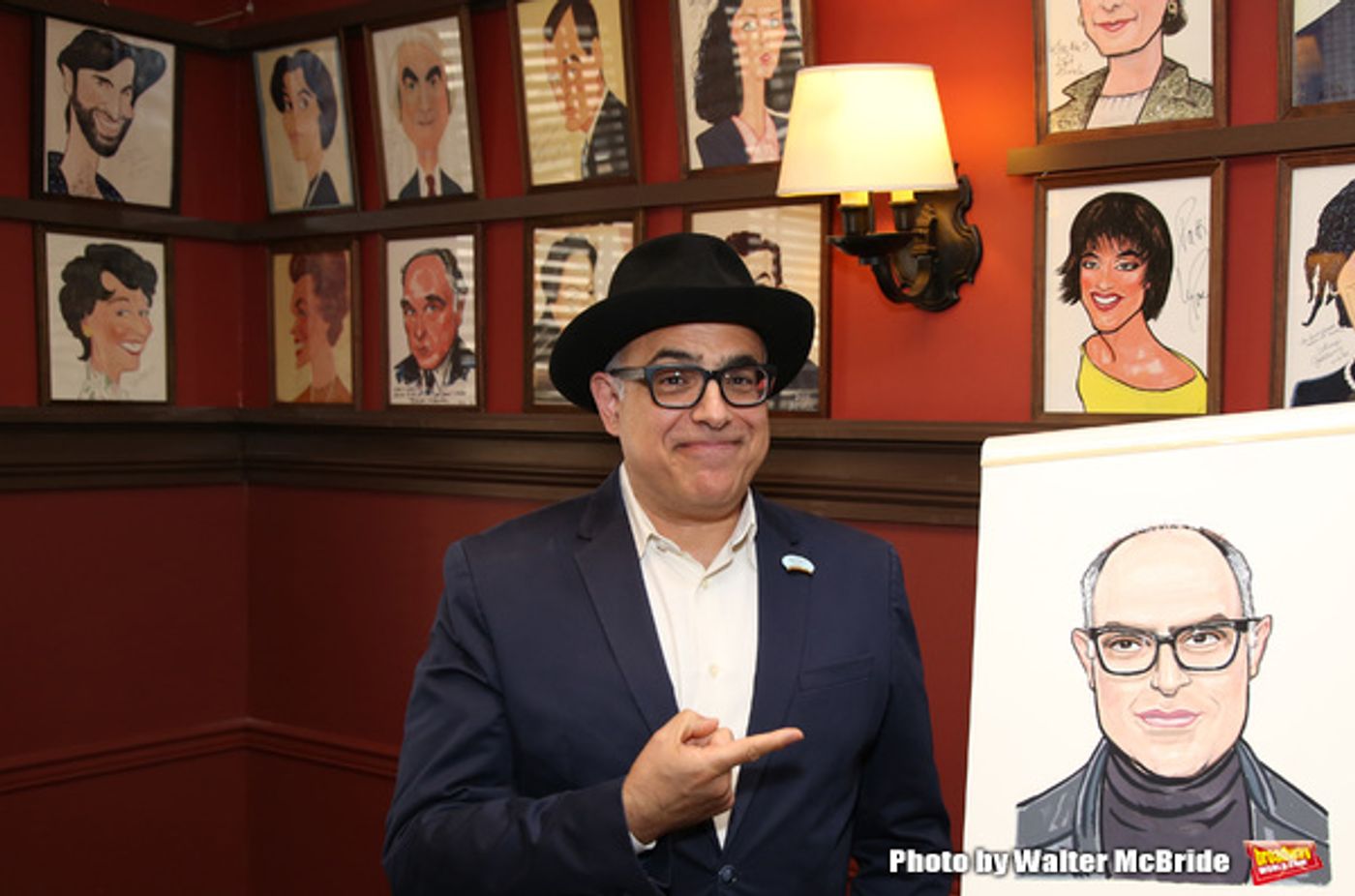 Photo Coverage: LuPone, Lenk, and Butz Help Celebrate the Unveiling of David Yazbek's Portrait at Sardi's  Image