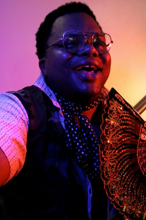 Frederick Harris Photo