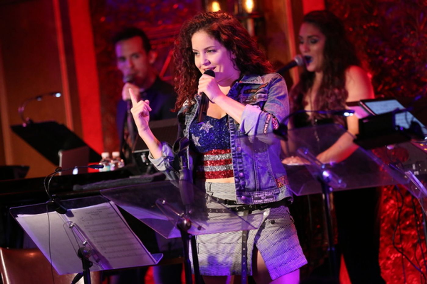 Photo Flash: Jeremy Jordan, Jennifer Damiano, and More Sing Gwen Stefani at Feinstein's/54 Below  Image