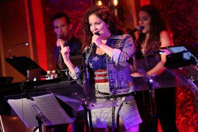  Janet Krupin sings â€œHey Babyâ€
 Photo