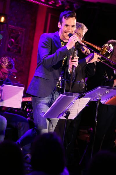 Sean Doherty sings â€œThe Sweet Escapeâ€
 Photo